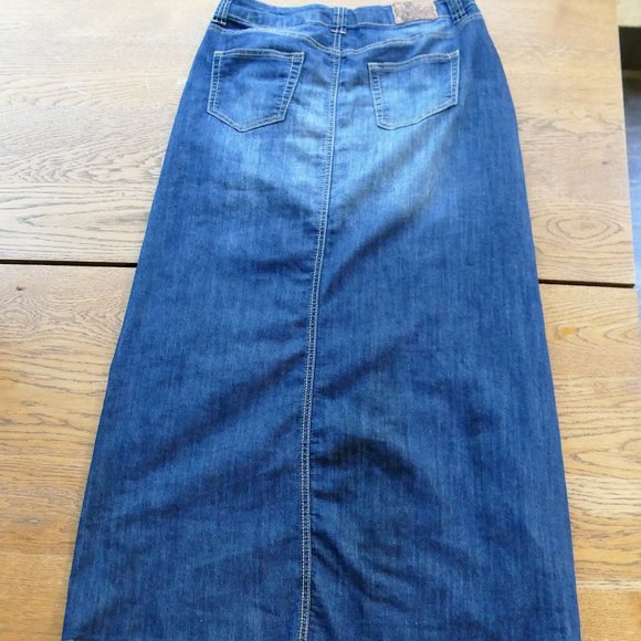 Paris Blues 5 Pocket Jean Maxi Button Front Skirt - Picture 6 of 8